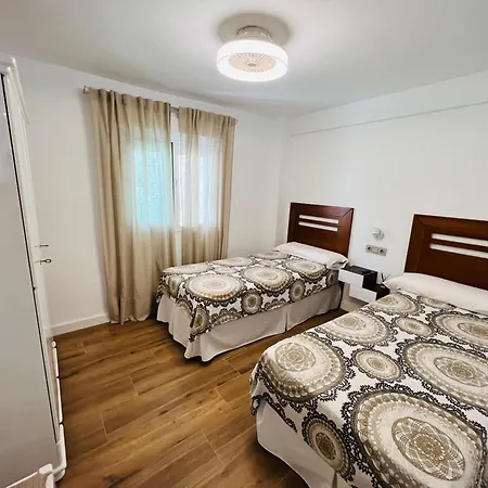Apartamento Duplex Con Hermosas Vistas Al Mar * Торремолинос